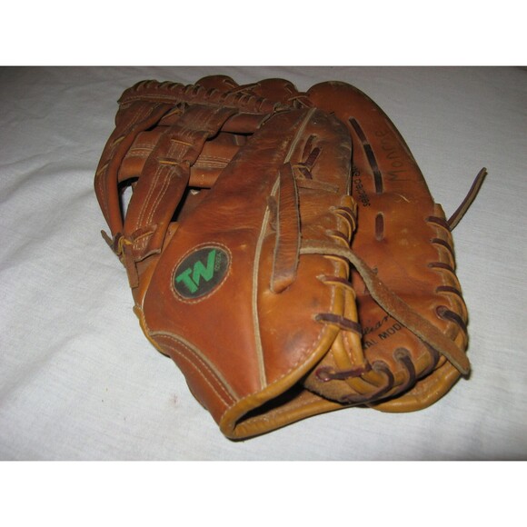 Vintage Ted Williams Model 16169 Softball Glove Mitt  12.5" RHT SEE DESCRIPTION - Picture 2 of 5